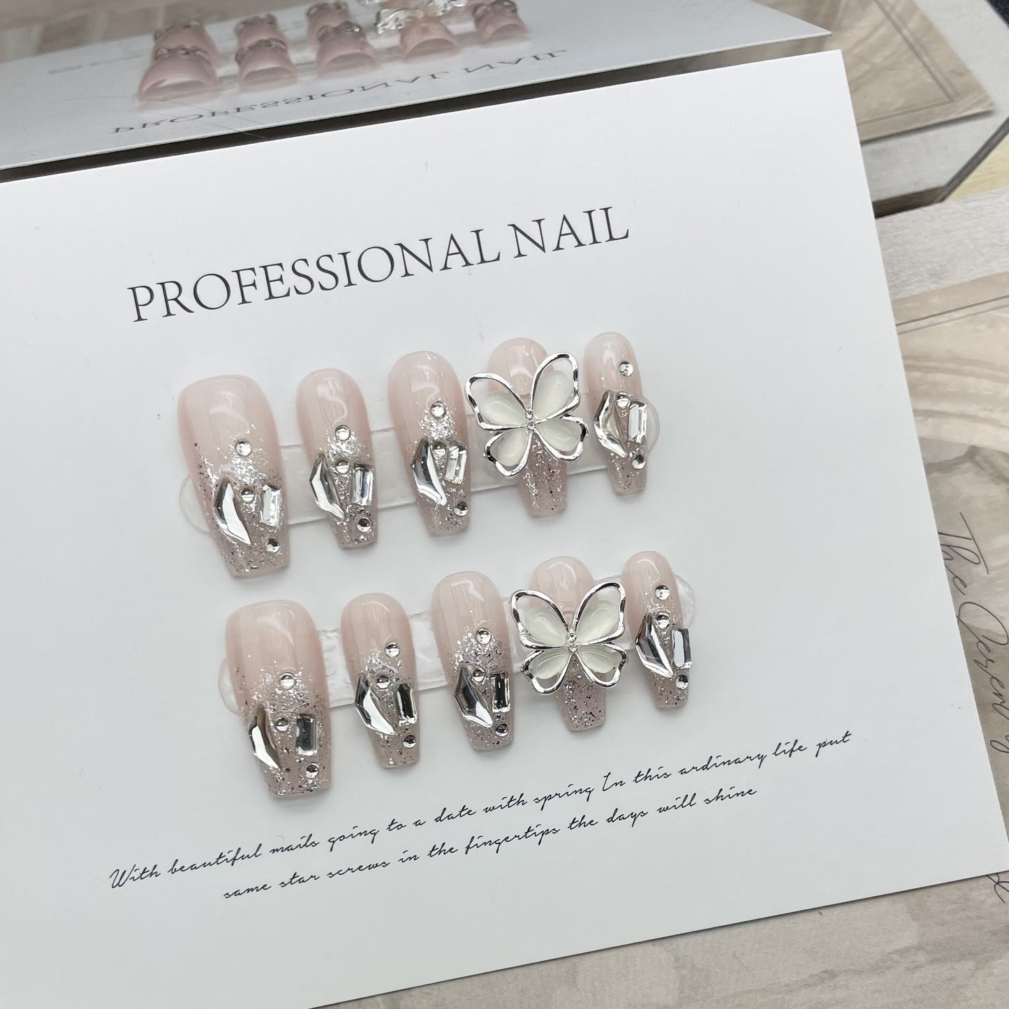 Purely Handmade 10 PCs Nail Set- HM694