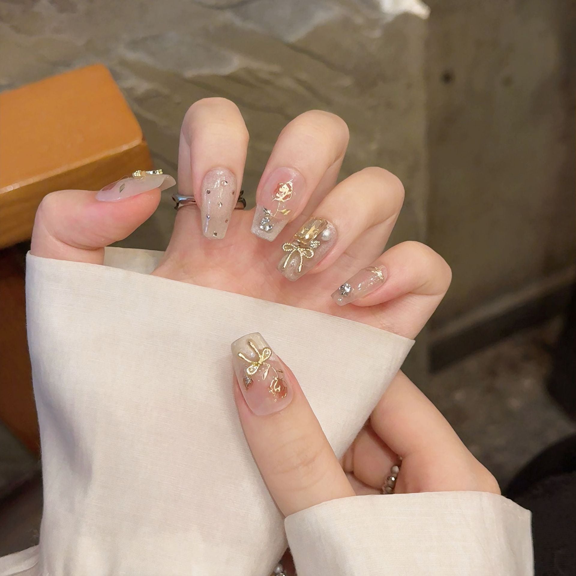 Purely Handmade 10 PCs Nail Set- HM2105