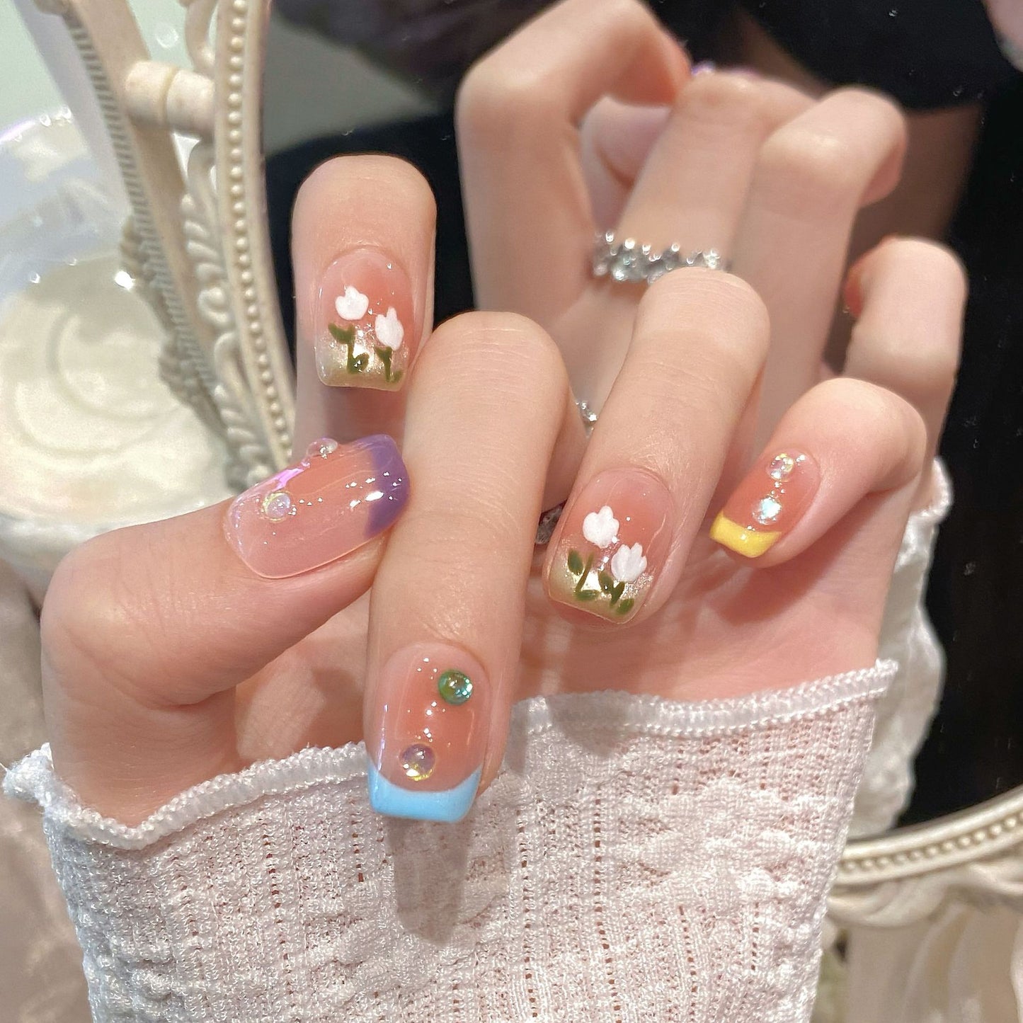 Purely Handmade 10 PCs Nail Set- HM175