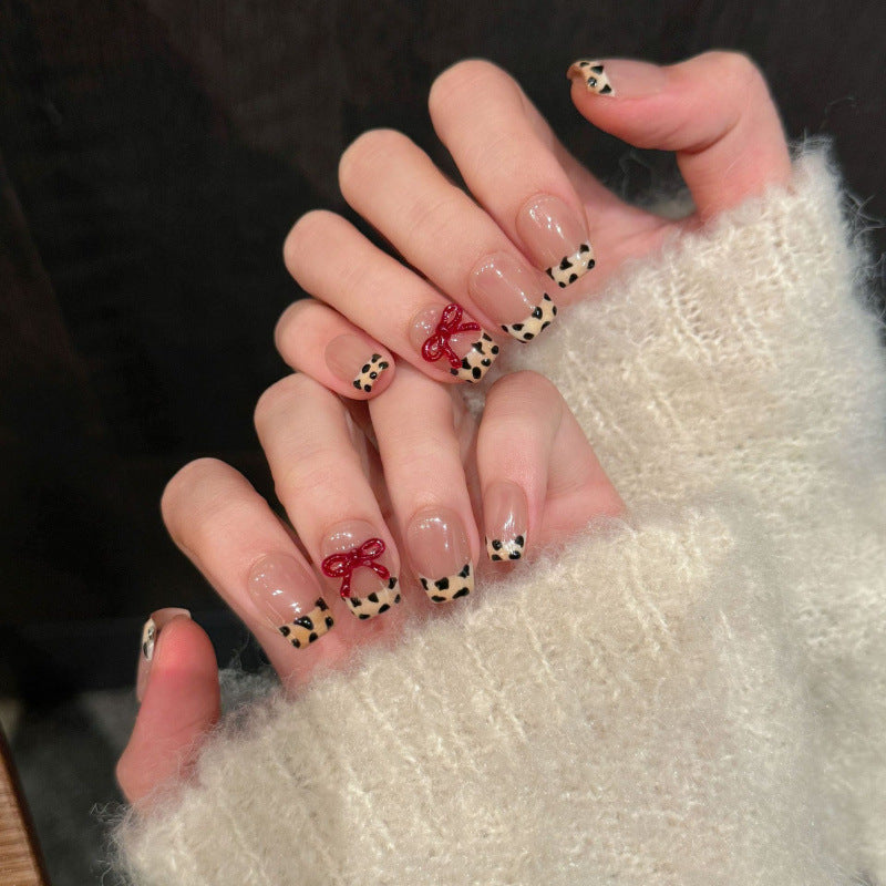 Purely Handmade 10 PCs Nail Set- HM2388