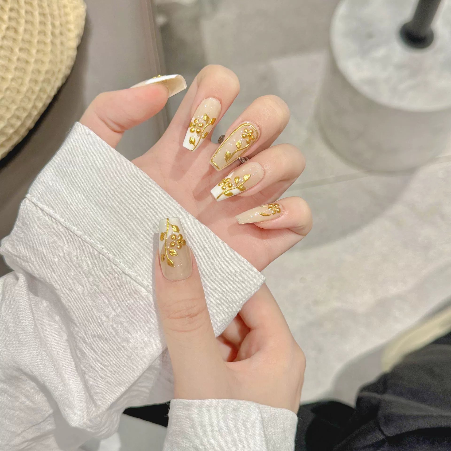 Purely Handmade 10 PCs Nail Set- HM2458