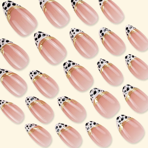 Classic Short Almond Press-On Nails Set SA04