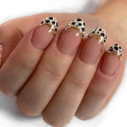 Classic Short Almond Press-On Nails Set SA04