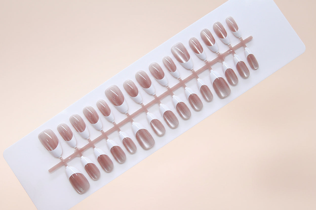 MY345- Almond Cat eye French nails