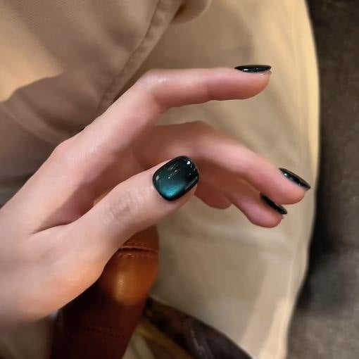 Handmade 10 PCs Nail Set- HM23