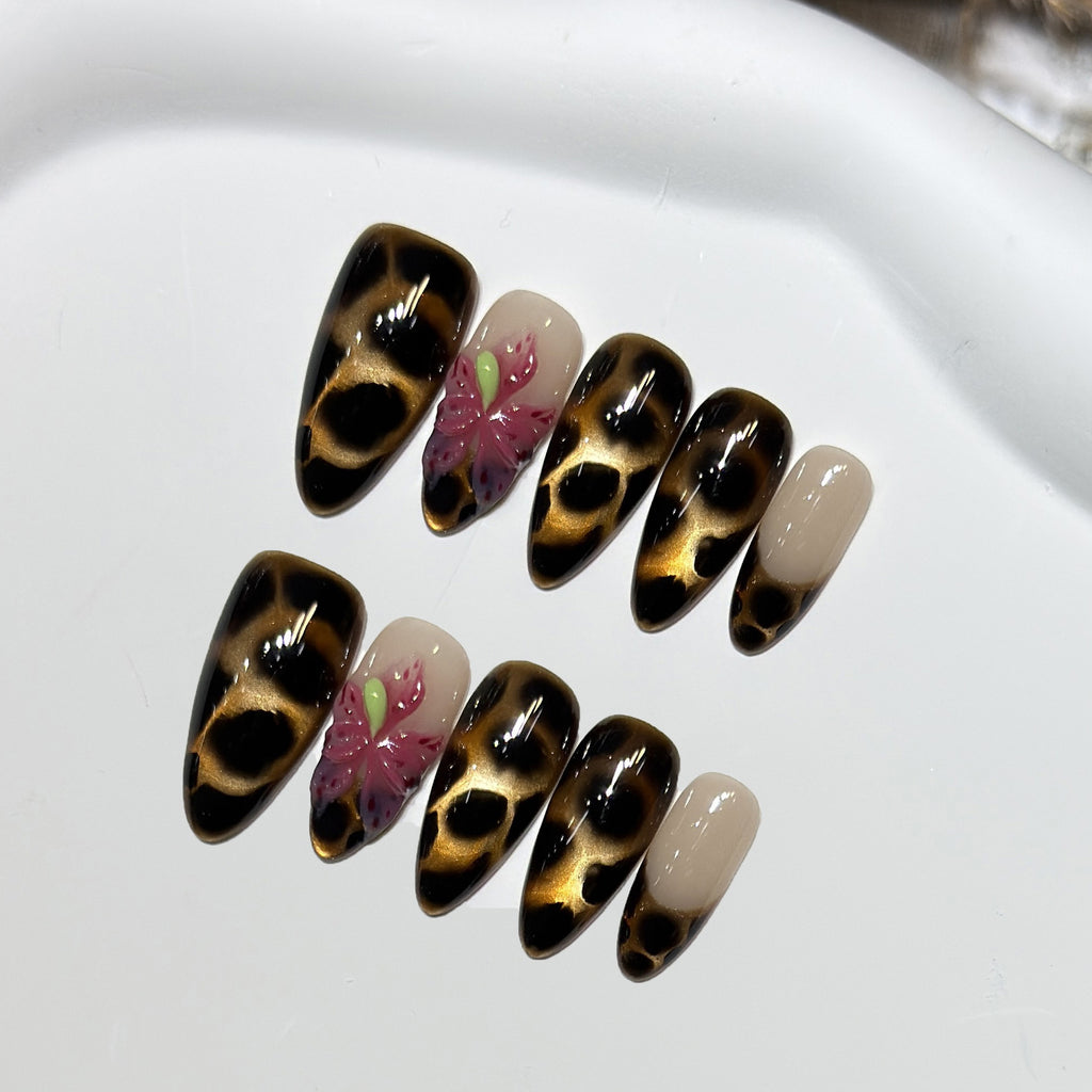 Handmade 10 PCs Nail Set- HM58
