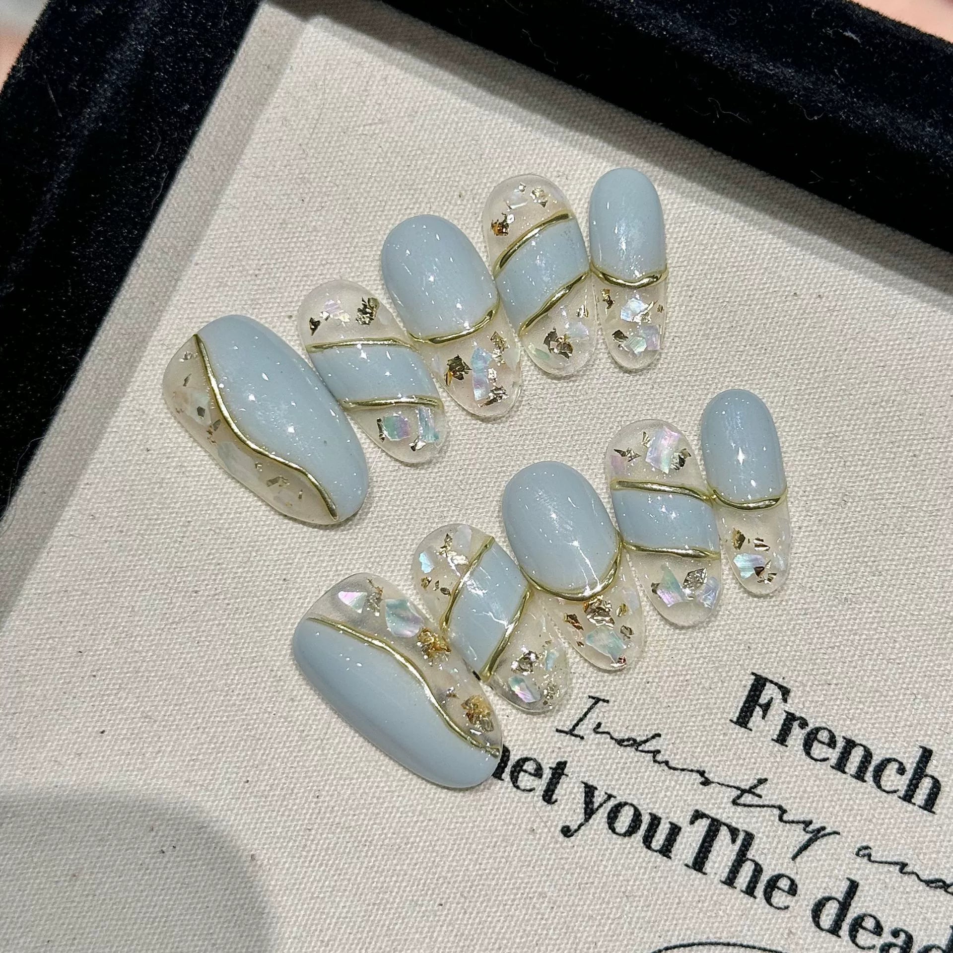 Purely Handmade 10 PCs Nail Set- HM2429