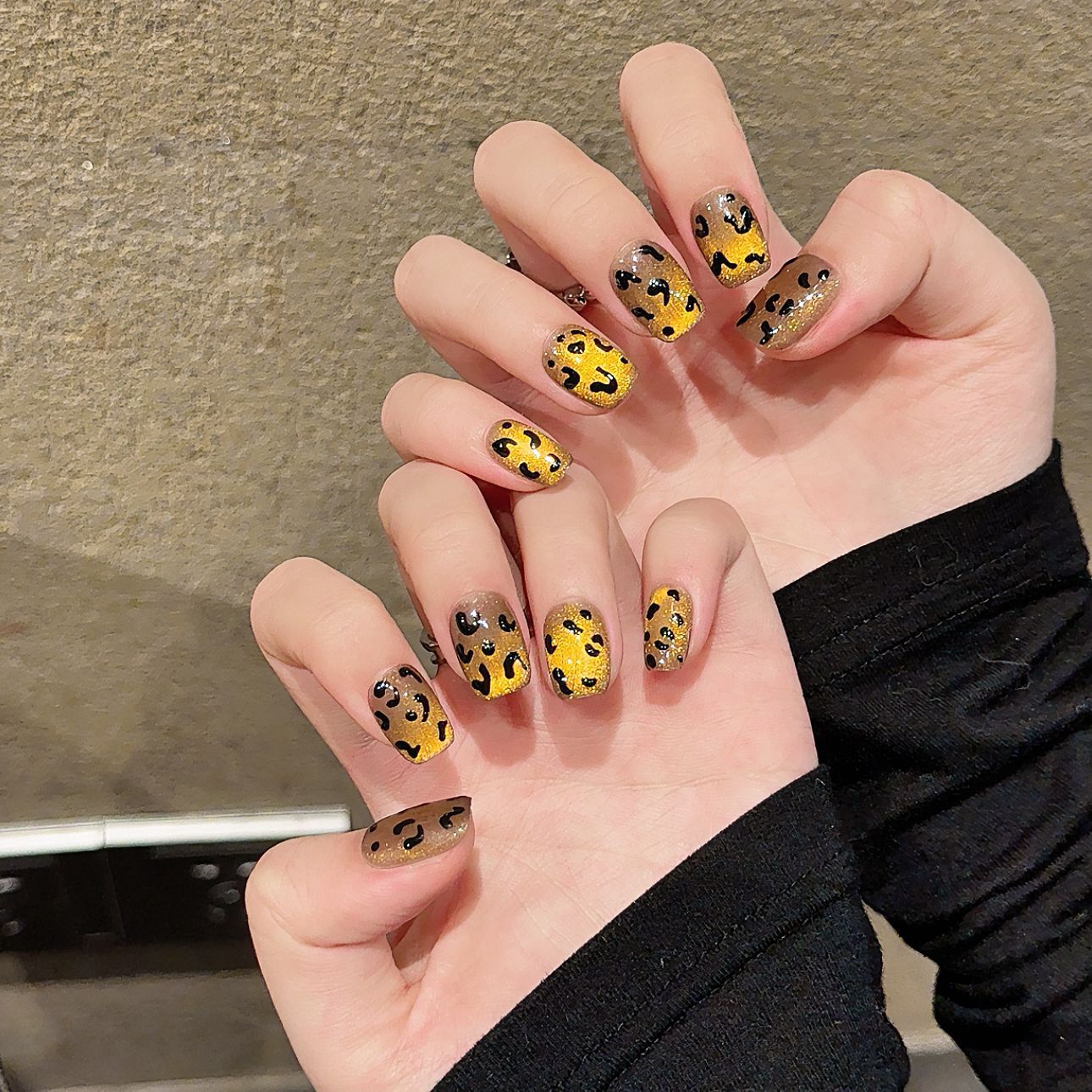 Purely Handmade 10 PCs Nail Set- HM2229