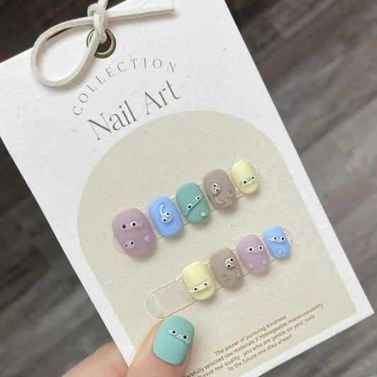 Purely Handmade 10 PCs Nail Set- HM055