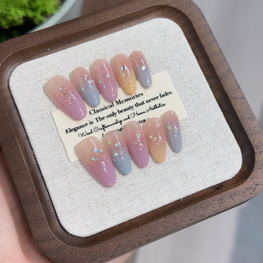 Handmade 10 PCs Nail Set- LF545