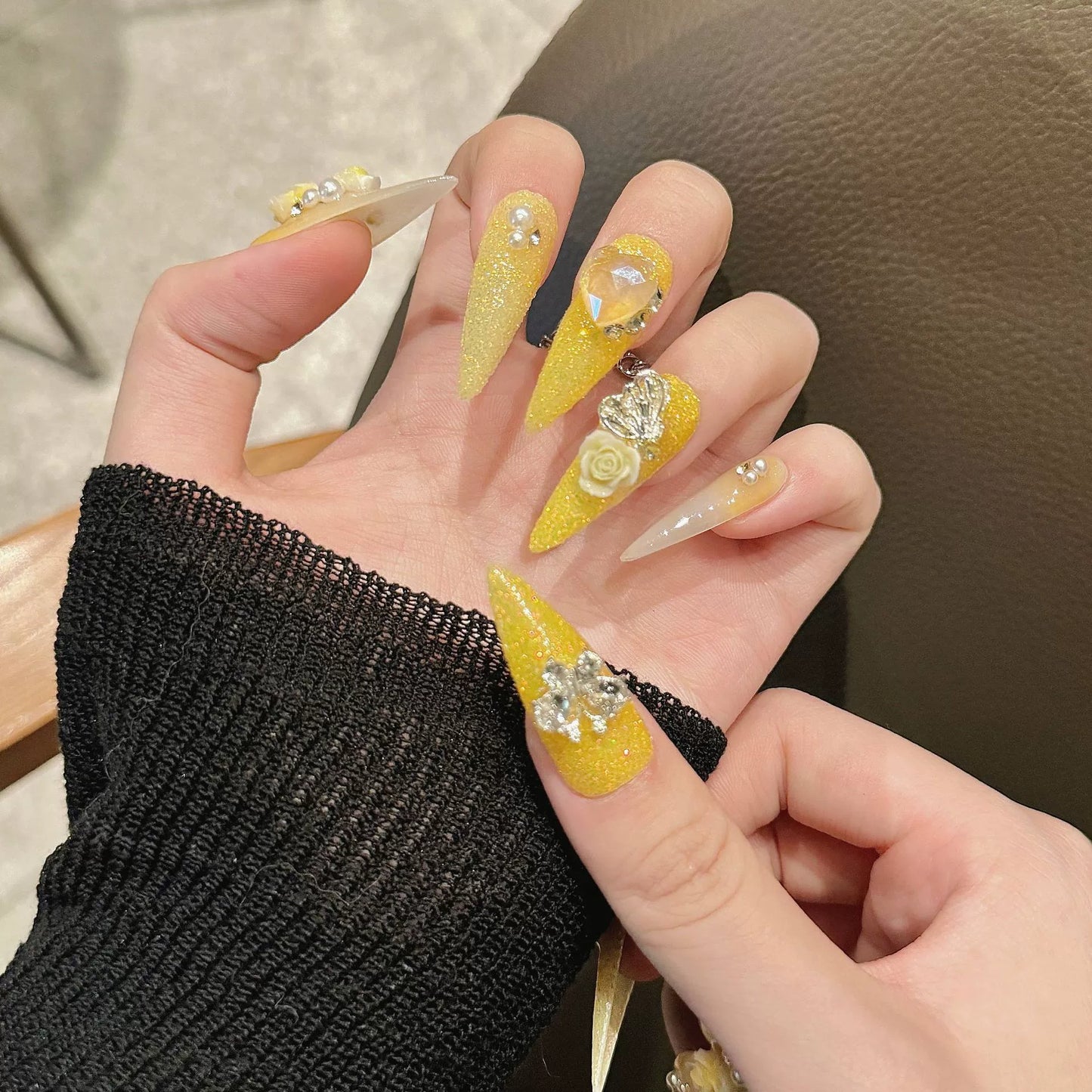 Purely Handmade 10 PCs Nail Set- HM2447