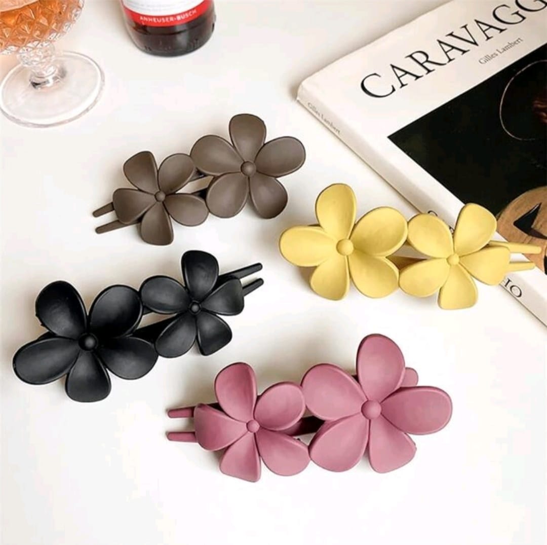 [Clearance] - Frosted double Flower Hair Clip - H1139