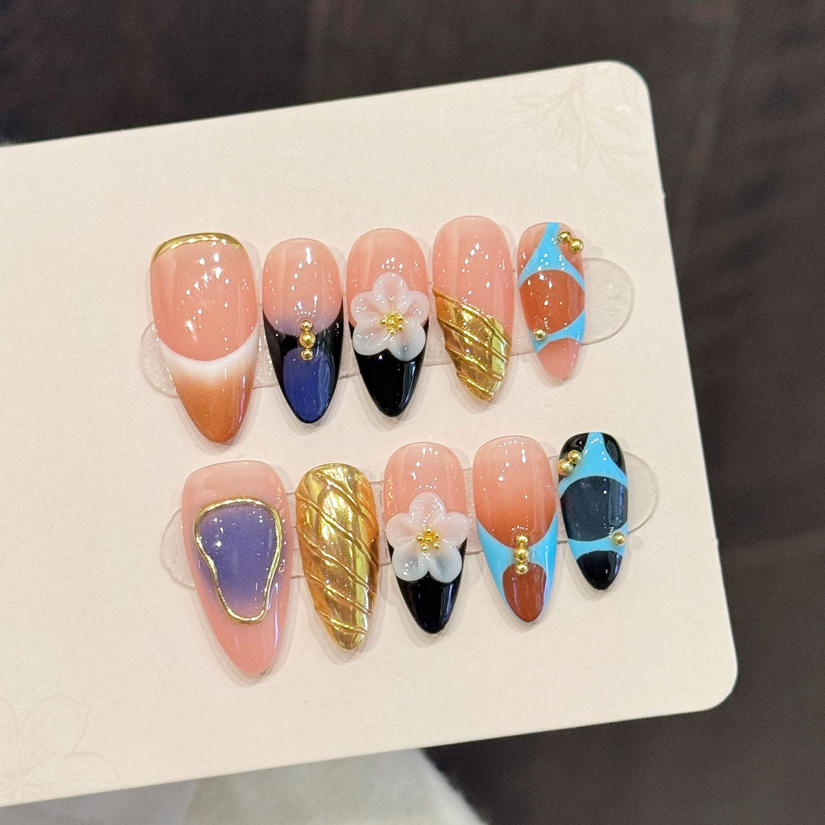 Handmade 10 PCs Nail Set- HM64