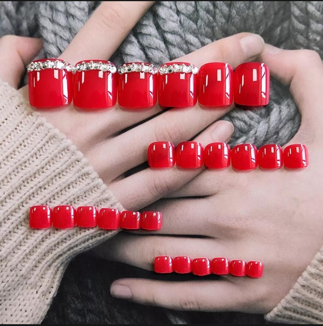 Toe Nails- F011