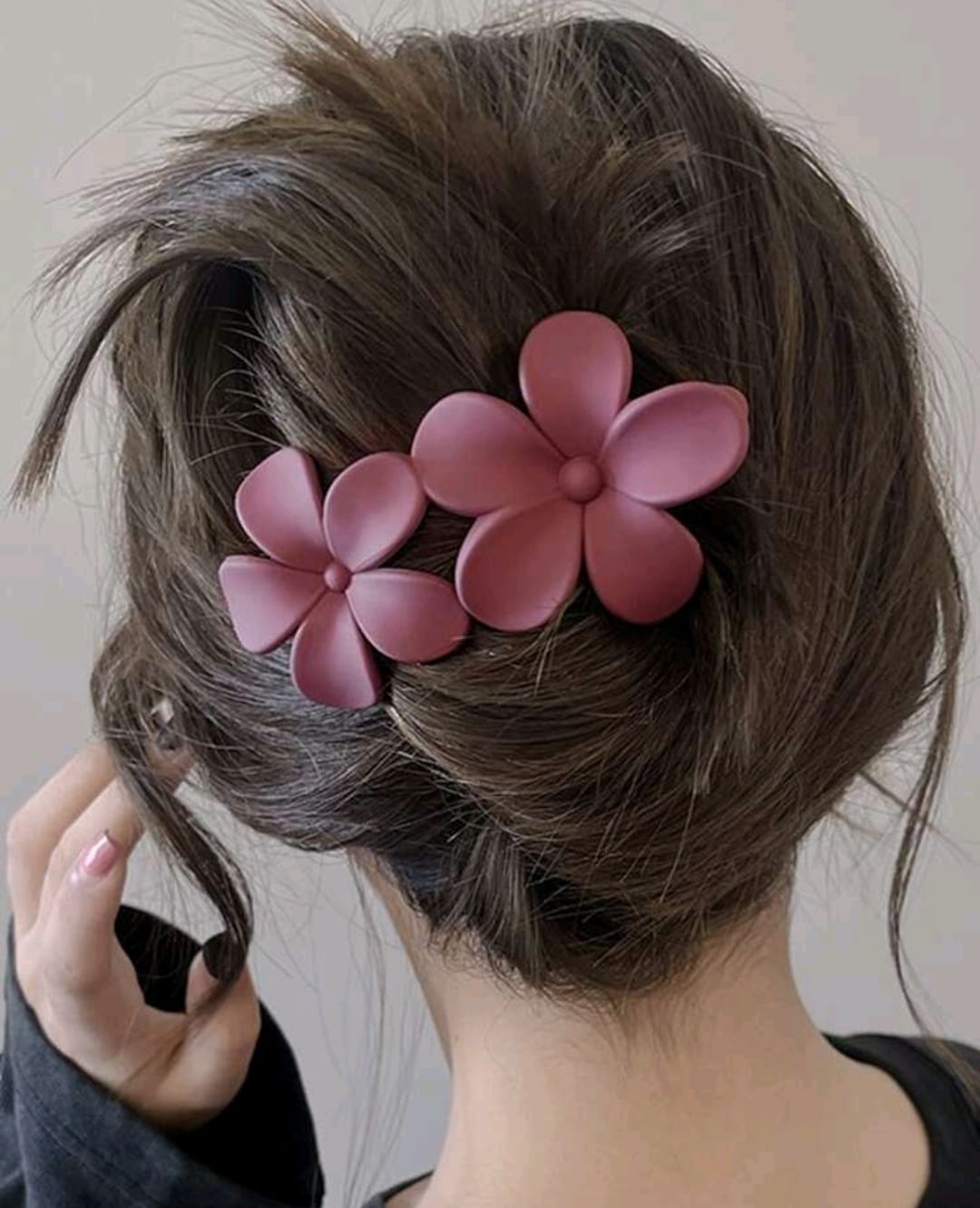 [Clearance] - Frosted double Flower Hair Clip - H1139